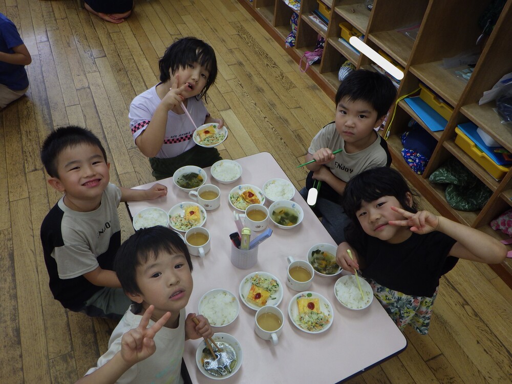 給食