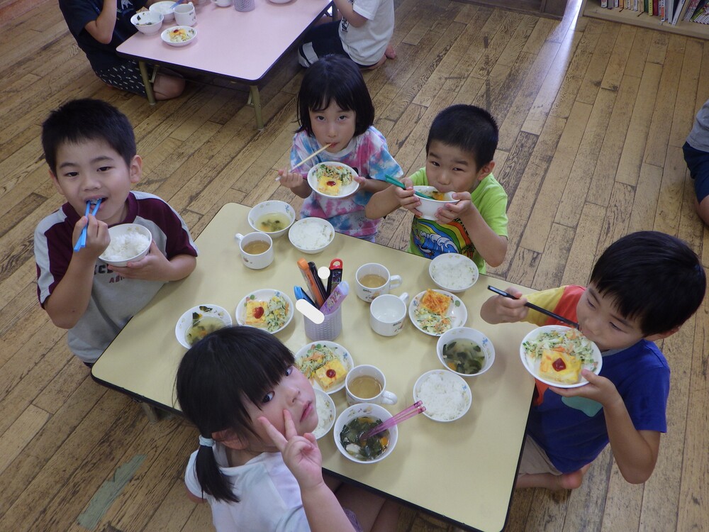 給食
