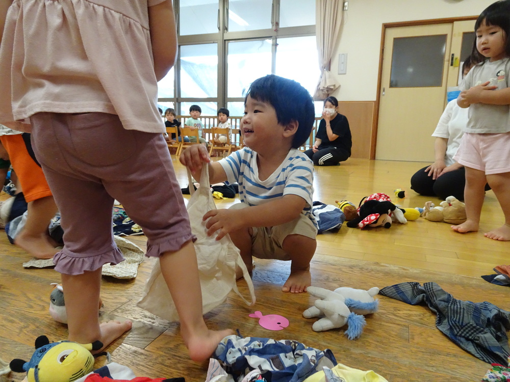 きんぎょがにげた (6)