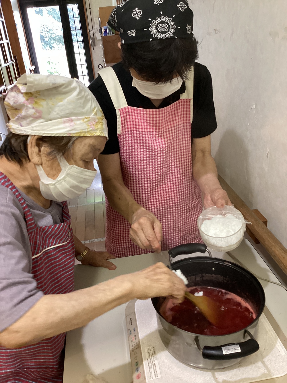 おやつ作り
