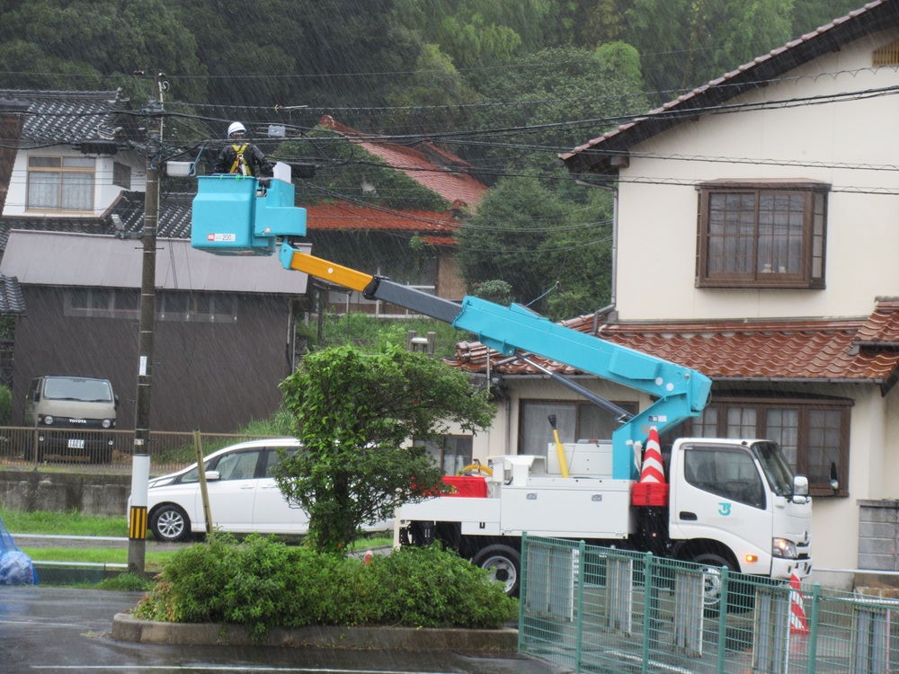 高所作業車