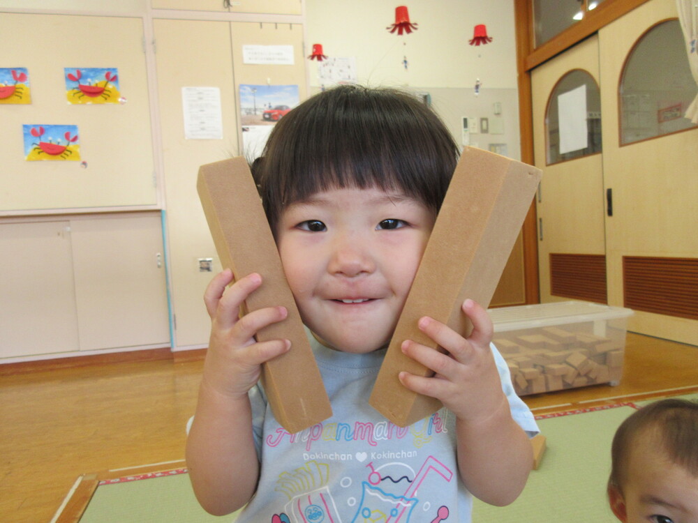 ソフトブロックで遊ぶ様子