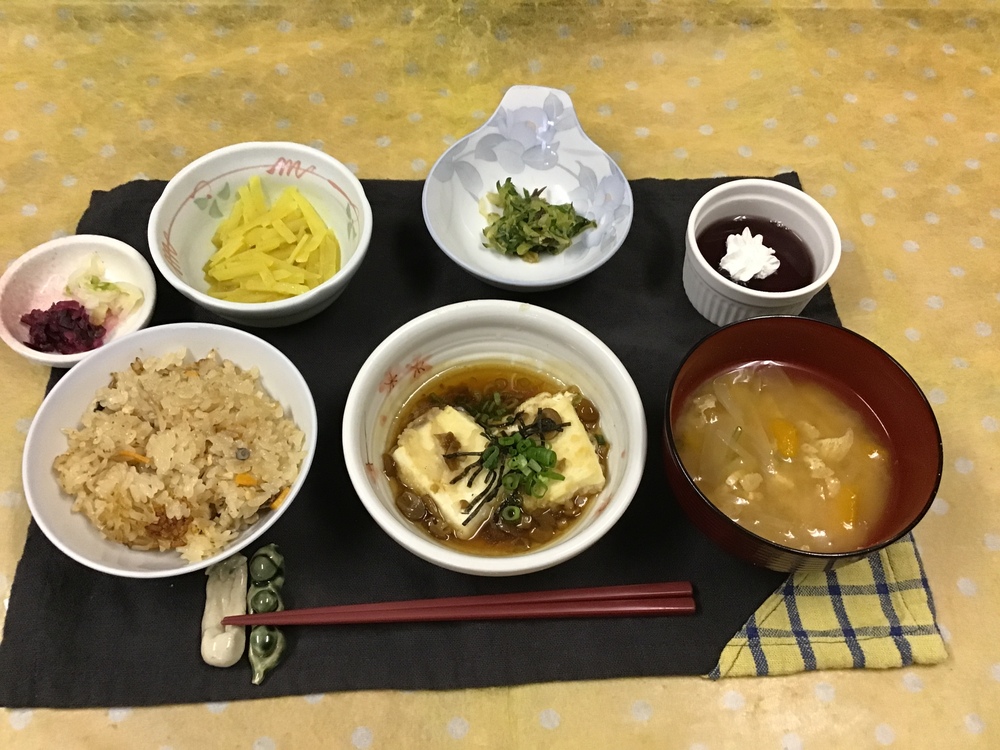 昼食