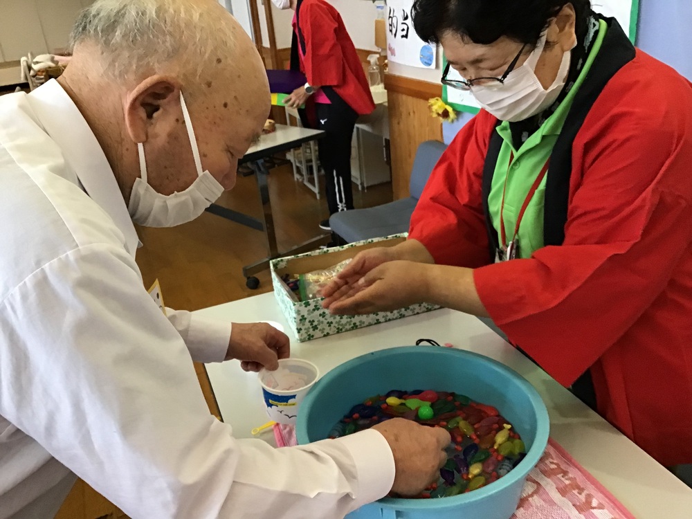 金魚すくい