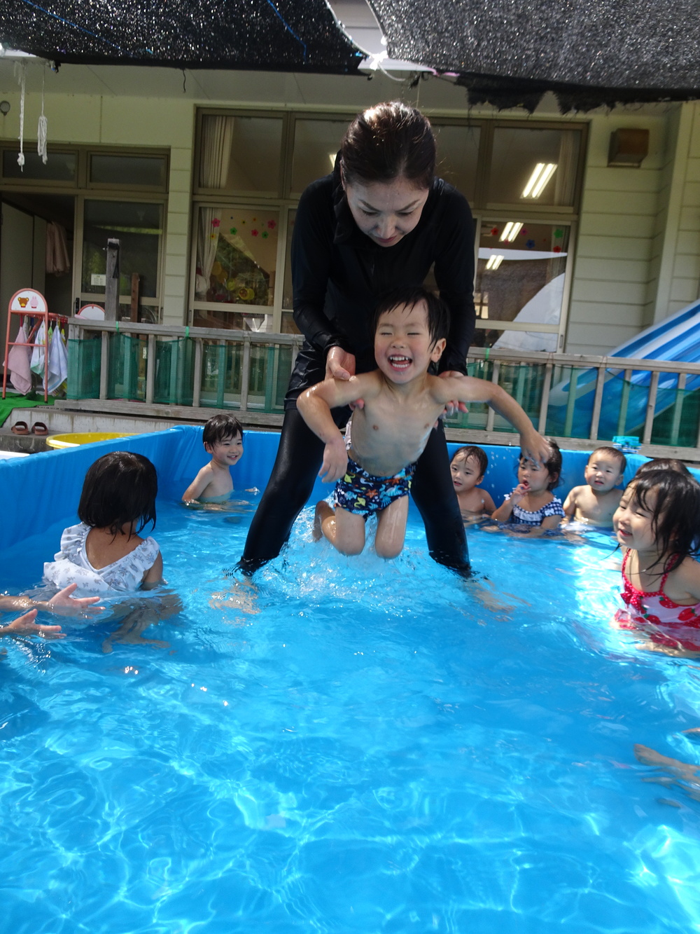 氷とプール (9)