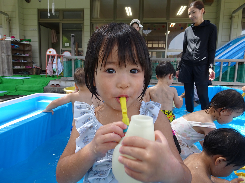 氷とプール (12)