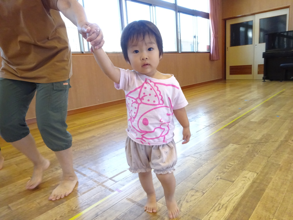 かけっこをしている子ども