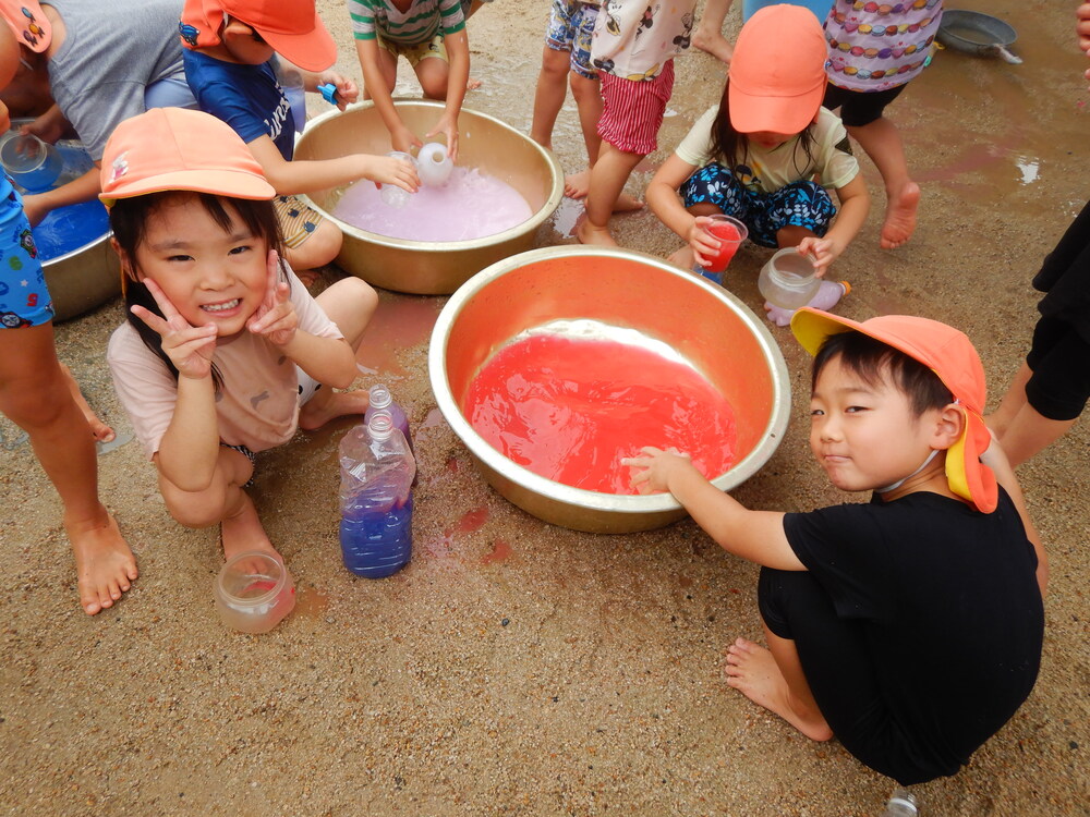 色水あそび