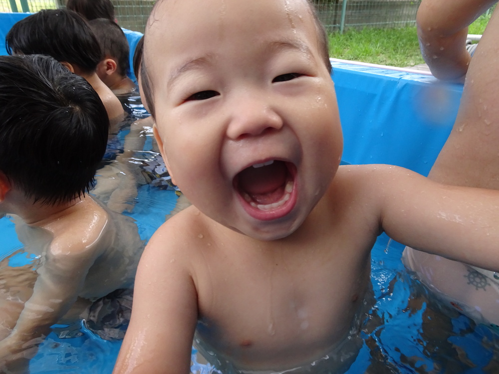 プールあそび (4)