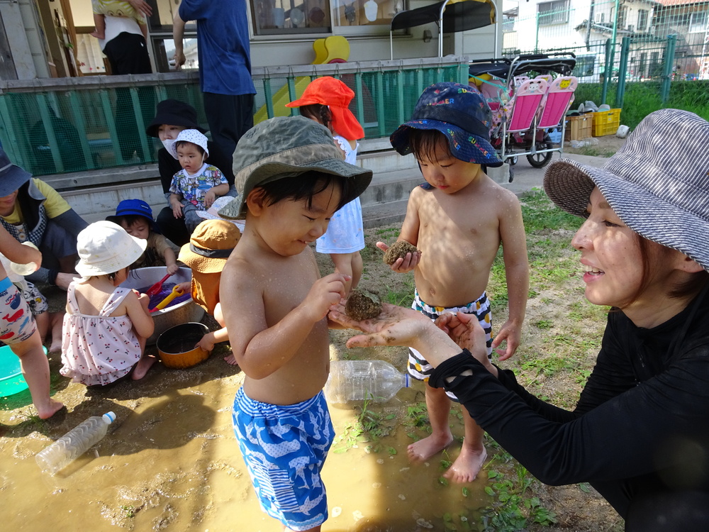 水遊びとプール (1)