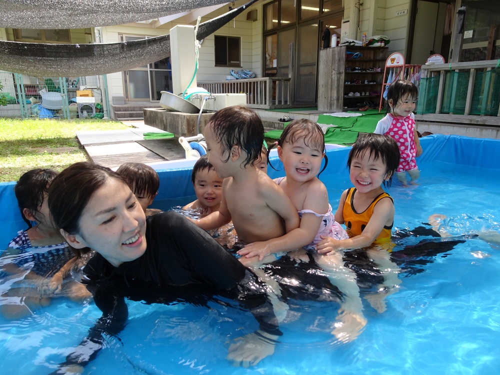 水遊びとプール (5)