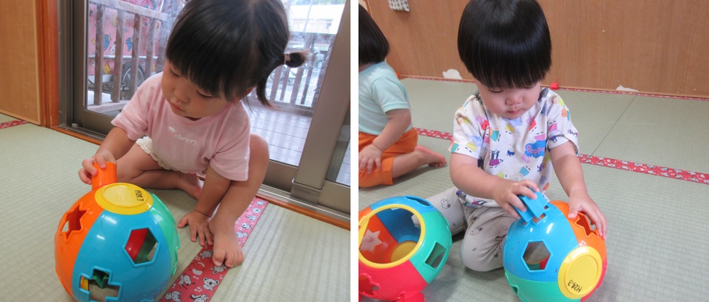 型はめブロックで遊んでいる