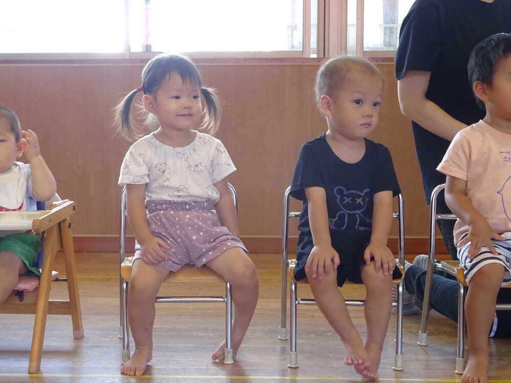 今月の誕生児 (1)