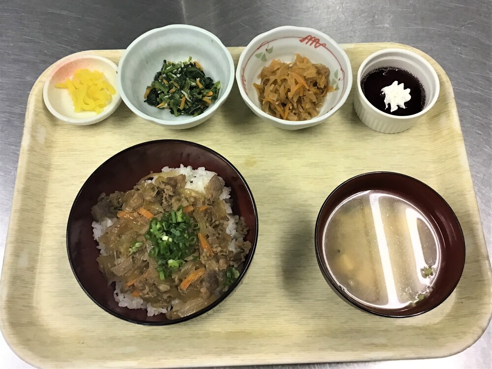 昼食