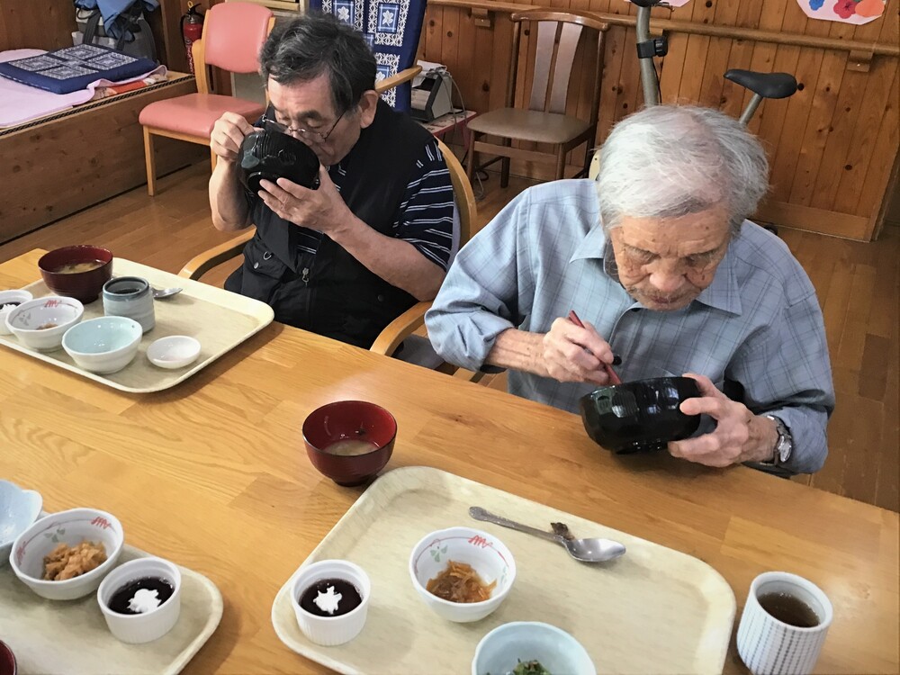昼食