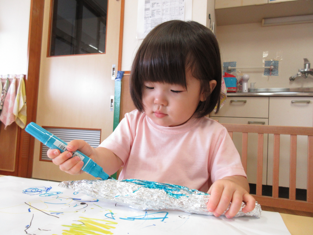 製作遊びの様子