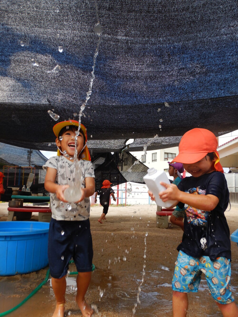 水遊び