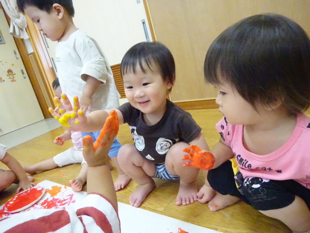 共同制作をする子ども (6)