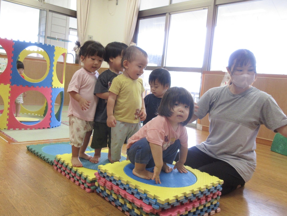 プラポイントで遊ぶ様子