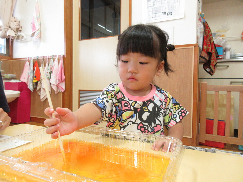 マーブリング製作の様子