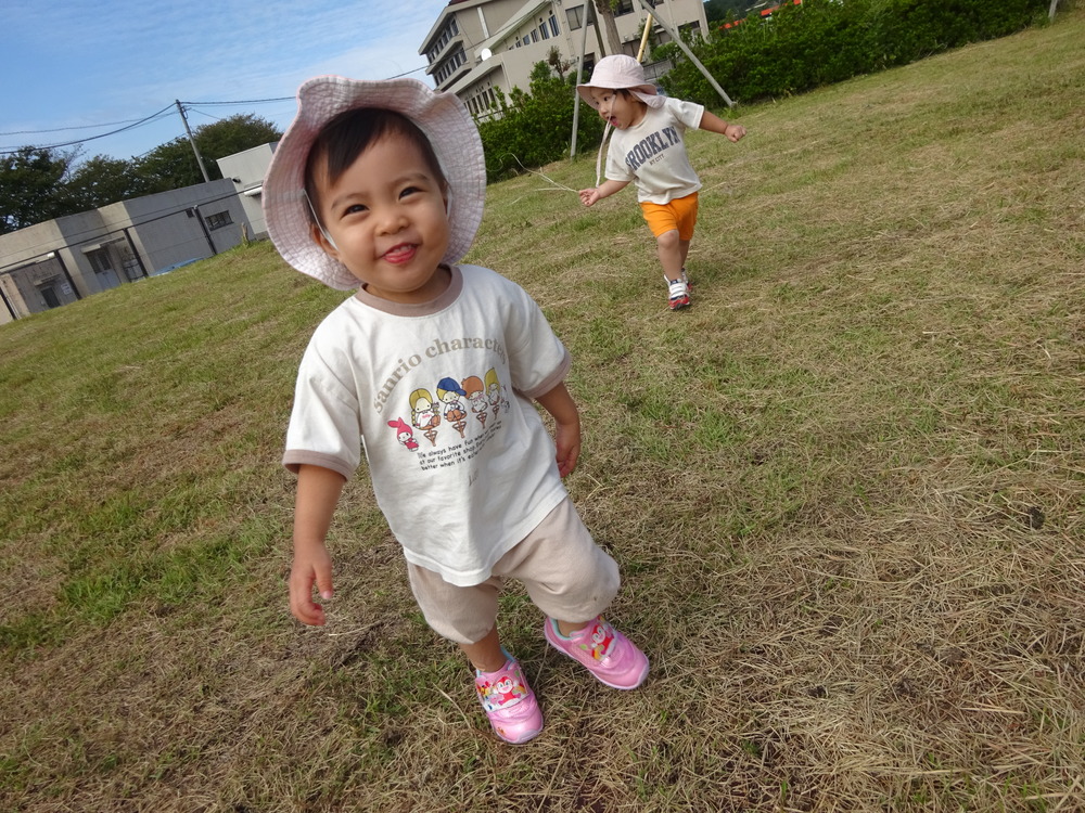 消防署横広場で遊ぶ子ども (5)