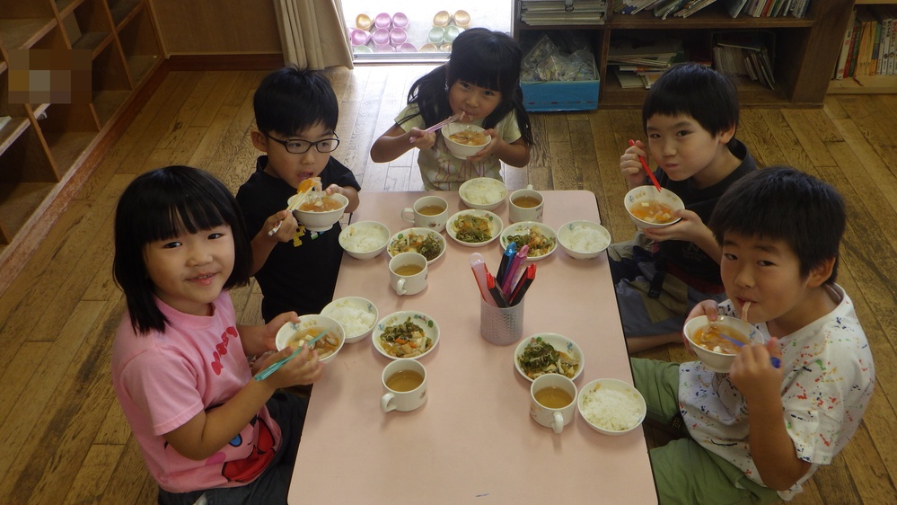 給食