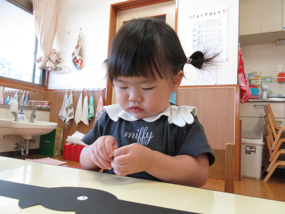 製作遊びの様子