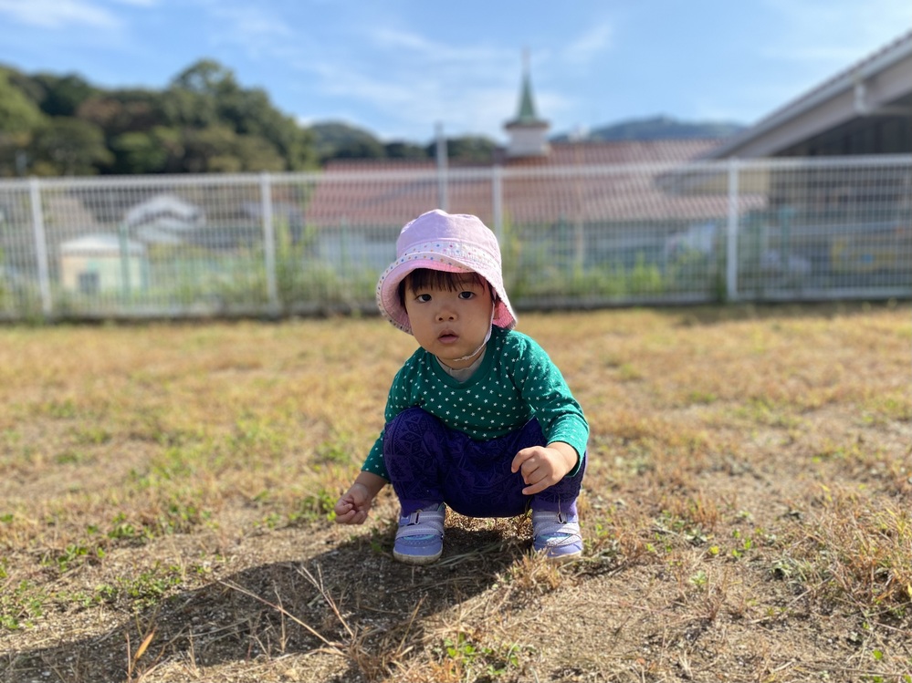 新園庭で遊ぶ様子