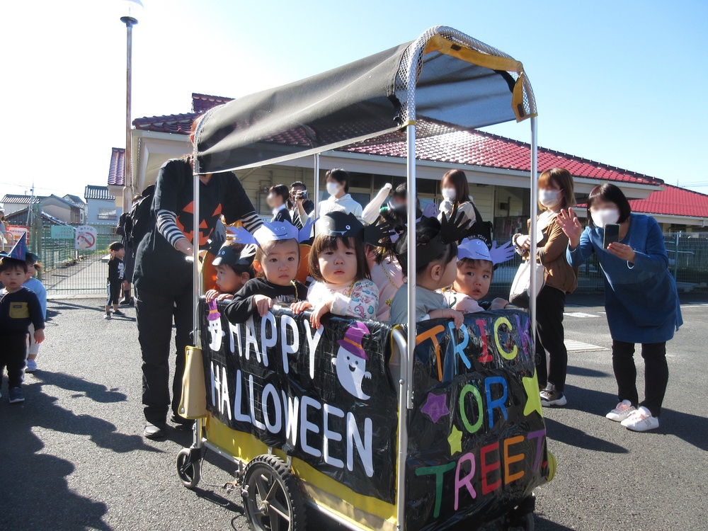 ハロウィンパレードの様子