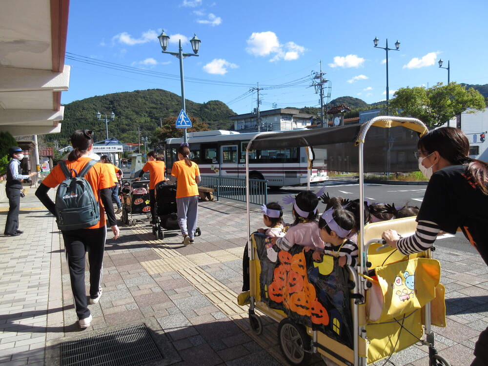 ハロウィンパレードの様子