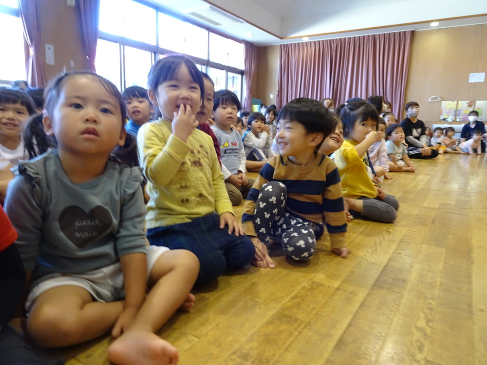 演奏を聴く (3)