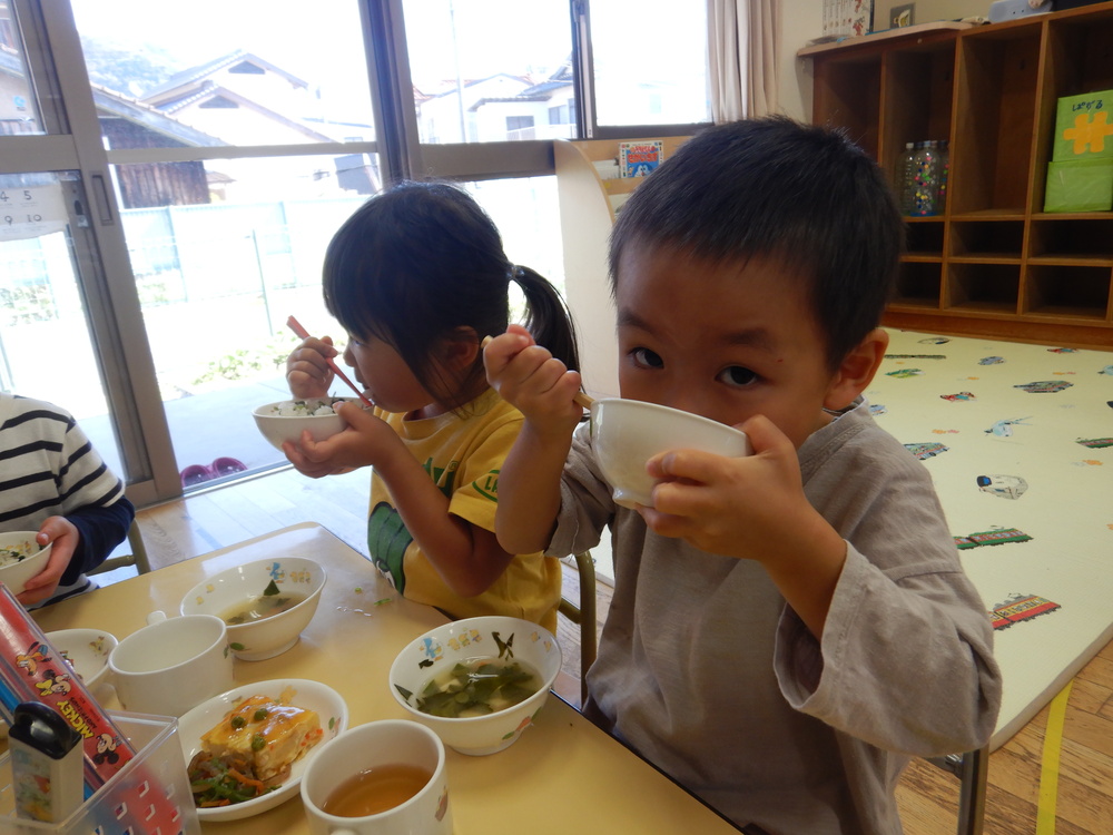 給食