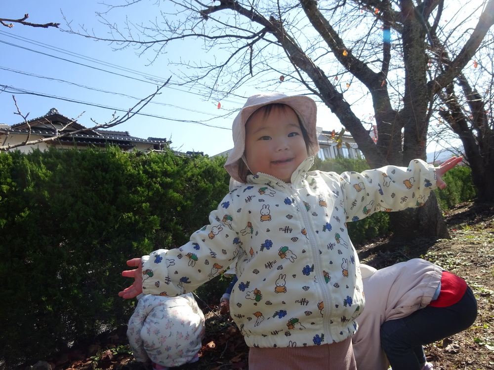 市民会館で遊ぶ子ども (10)