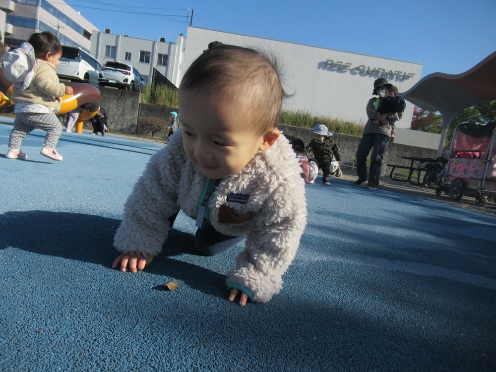 あすてらす公園で遊んでいる様子 (1)