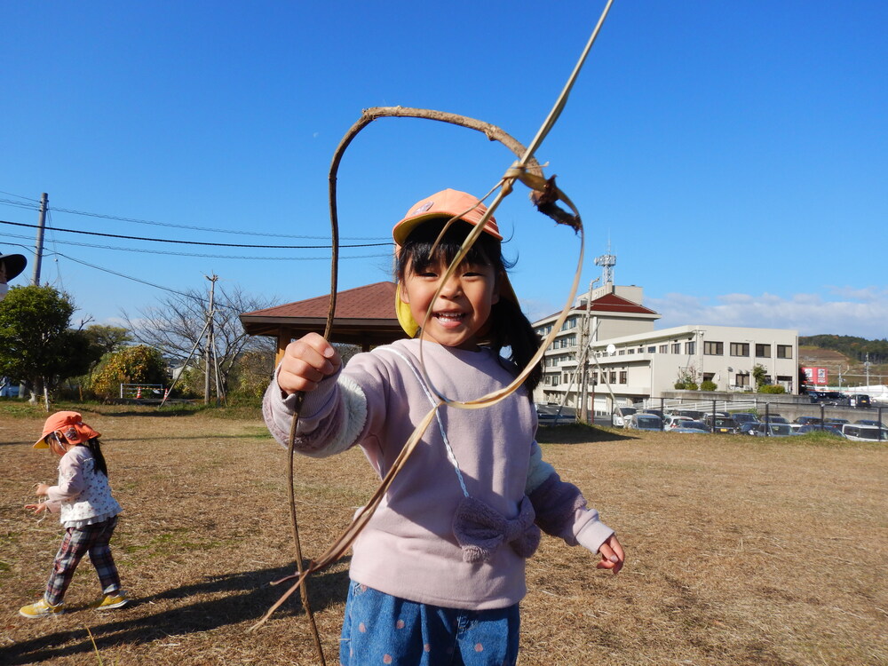 魚釣りをしている