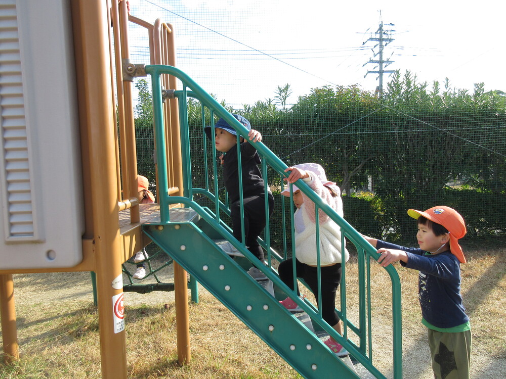 公園遊びの様子