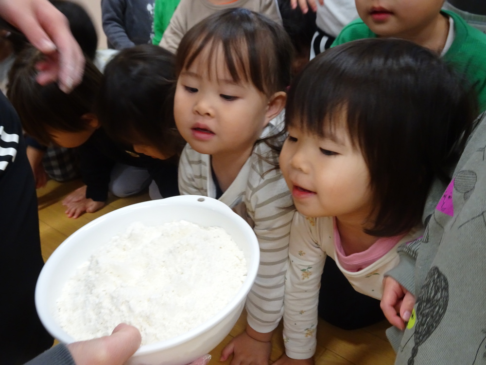 小麦粉粘土作り (4)
