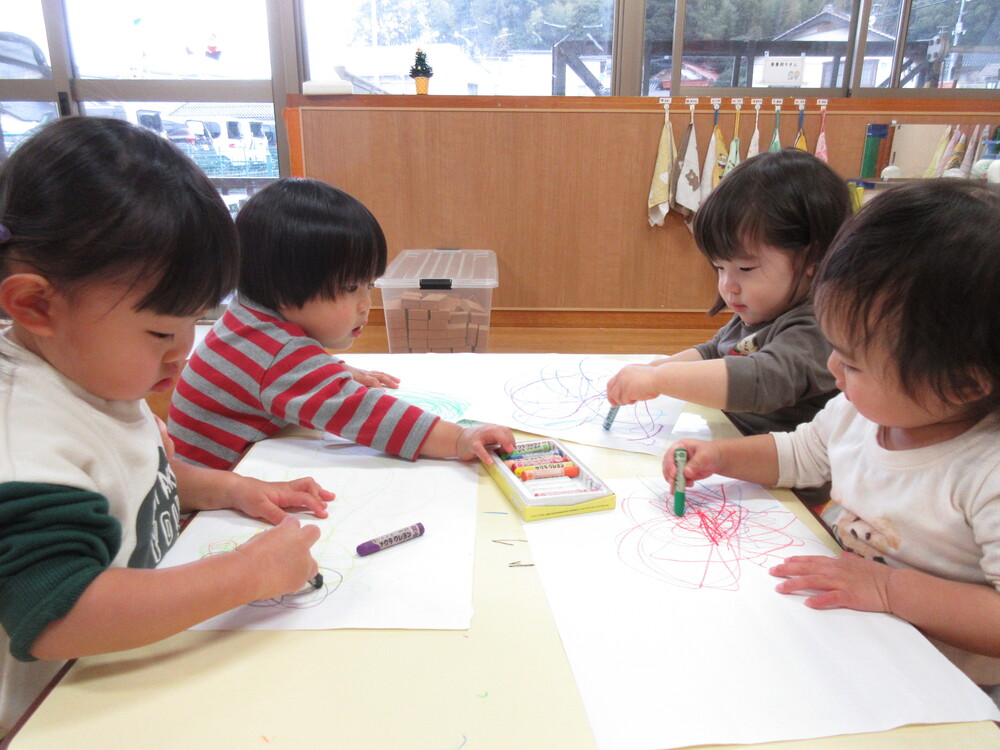 お絵描きの様子