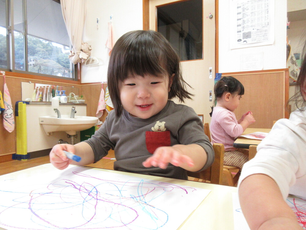 お絵描きの様子