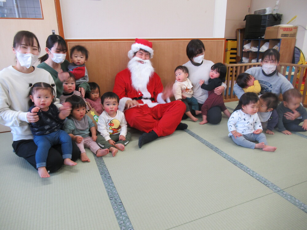 誕生会＆クリスマス会の様子 (14)