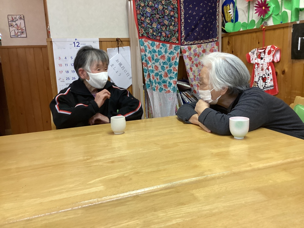 おしゃべり
