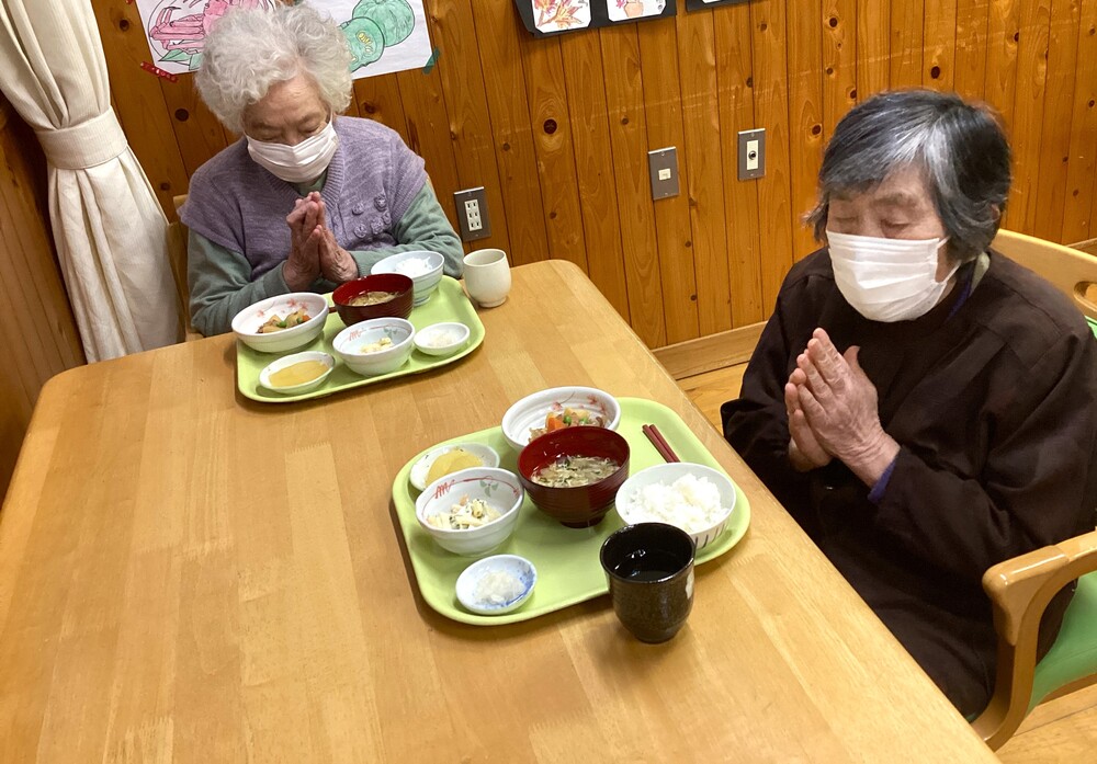 昼食