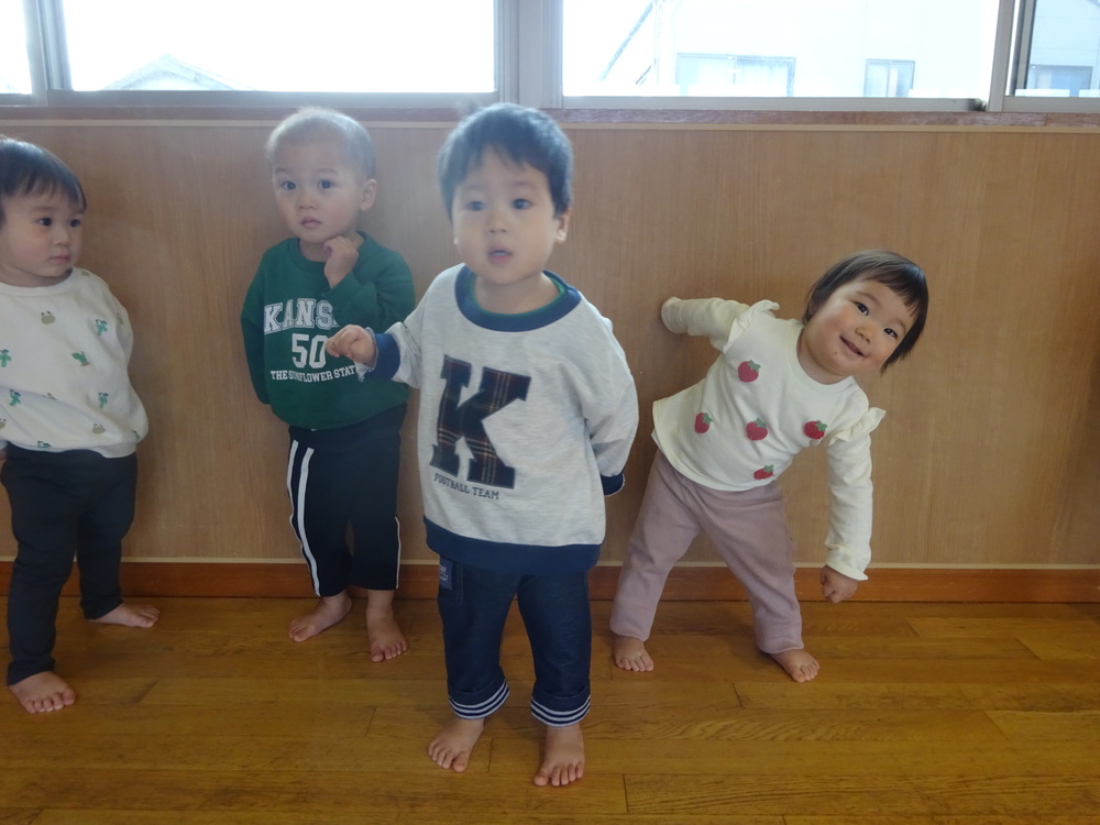 マラソンをしている子ども (1)