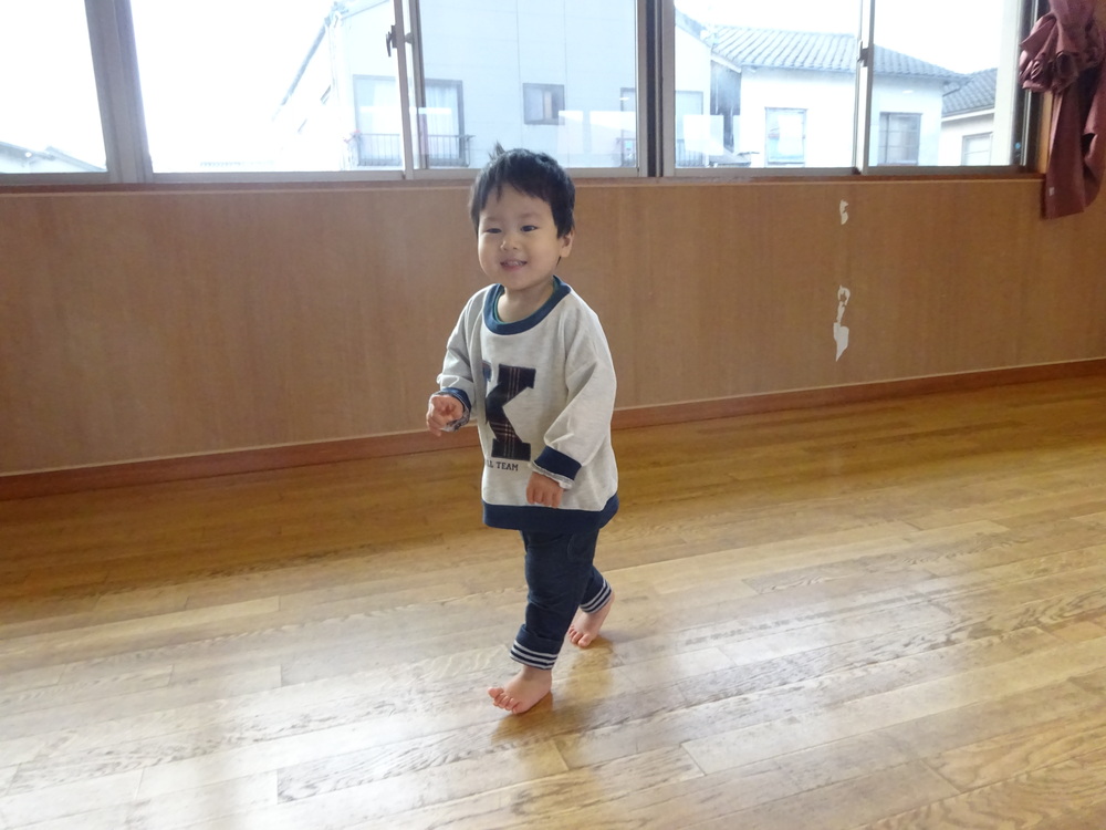 マラソンをしている子ども (12)