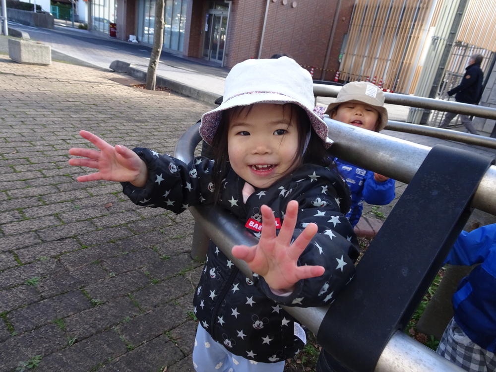 追いかけっこ (1)