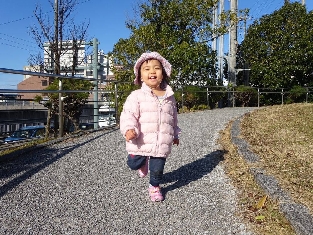 あすてらす公園で遊ぶ子ども (5)