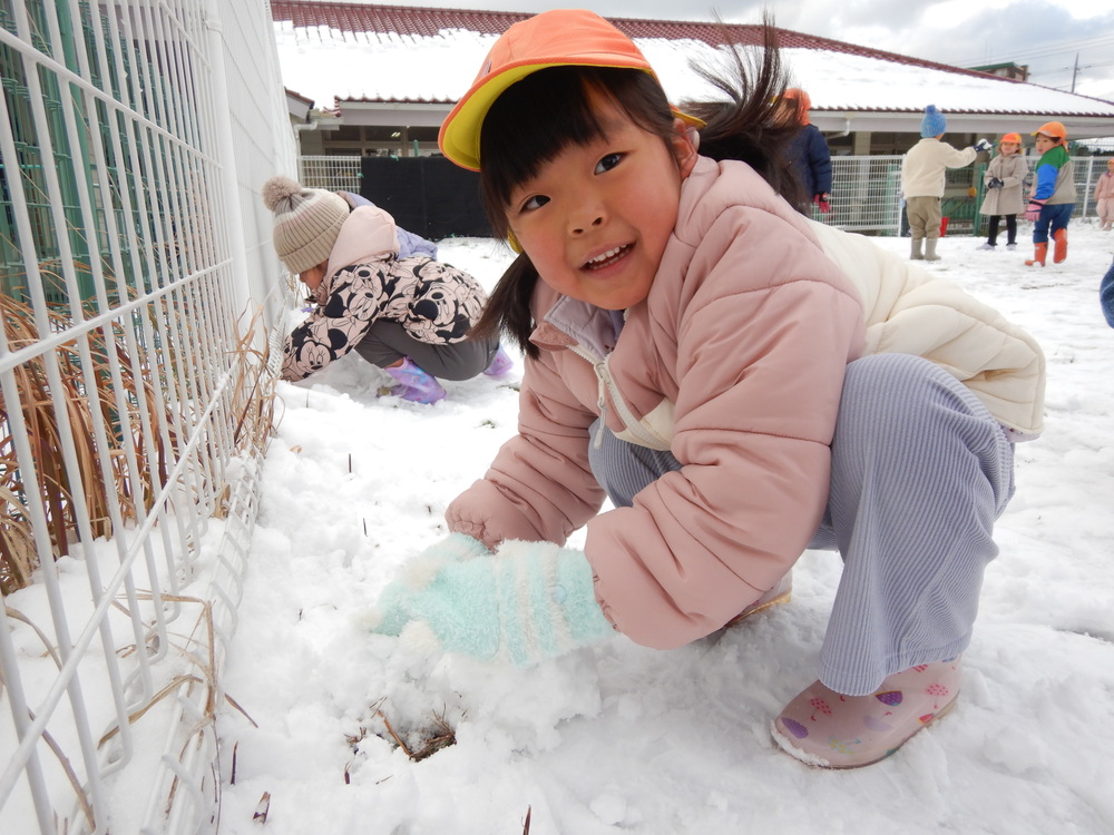 雪遊び