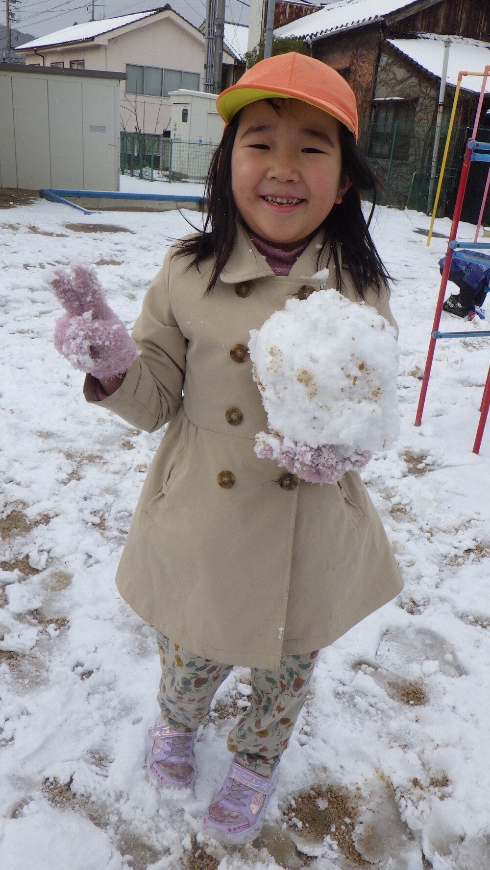 雪遊びの様子