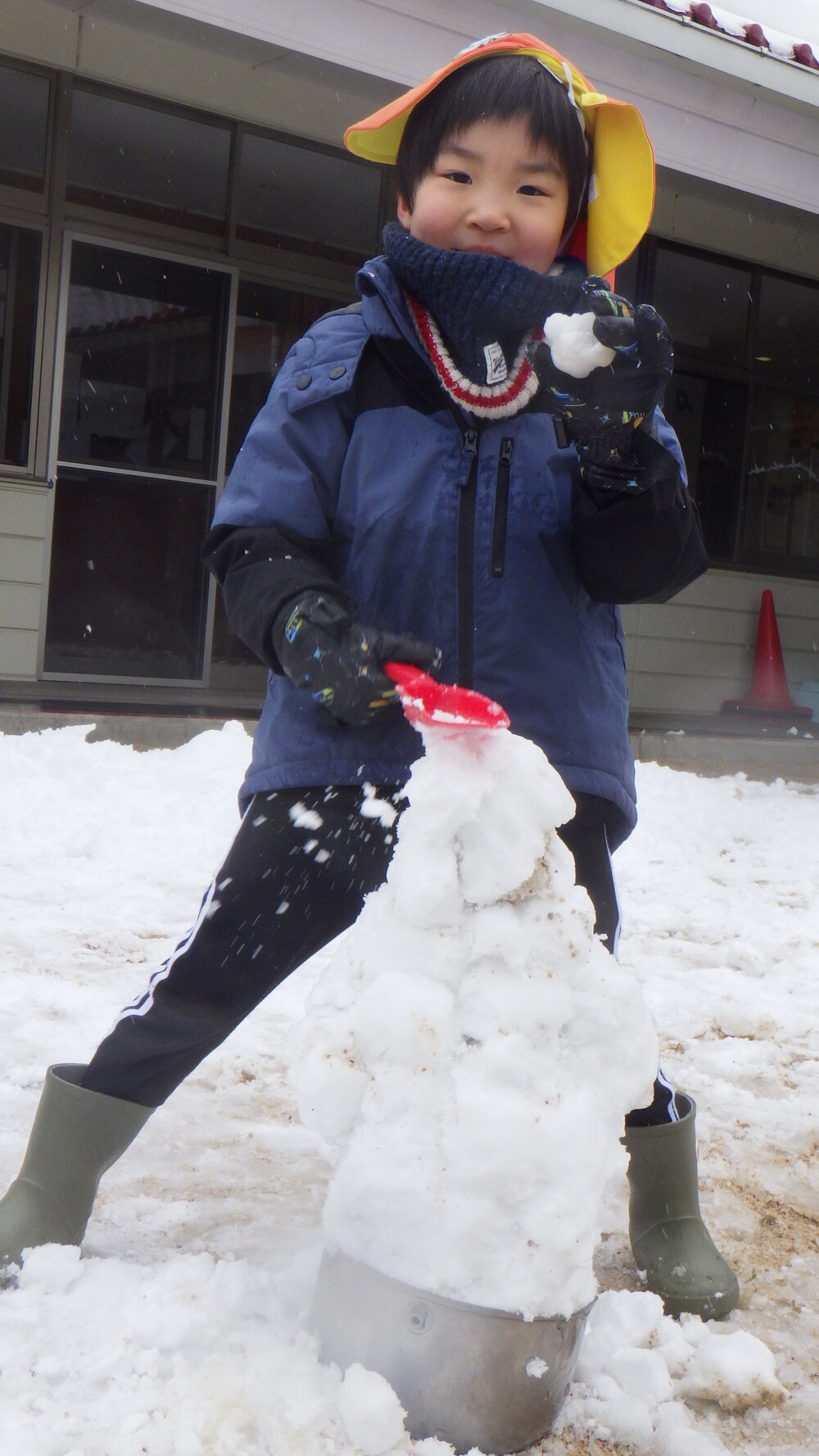 雪遊びの様子