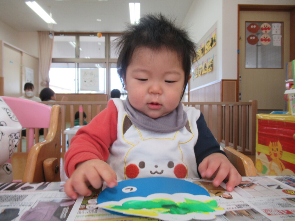 鬼の製作をする子ども (10)